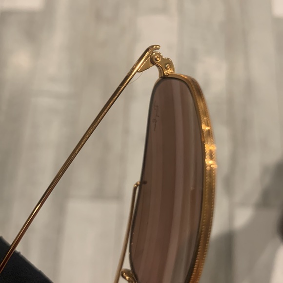Ray Ban Gold Aviator Sunglasses - Picture 9 of 16
